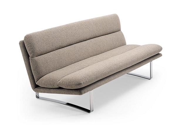 Kho Liang Ie 683 2.5 Seat Sofa by Artifort | B2H