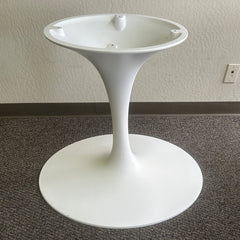 Eero Saarinen Dining Table - Matte White Oval Tulip Base - Clearance - Bauhaus 2 Your House