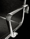 Classic Aluminum Executive Chair - Mesh Seat - Bauhaus 2 Your House