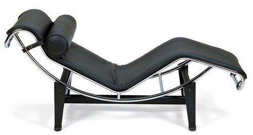 Vintage Lc4 lounge chair in black leather by Le Corbusier for