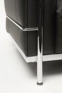Le Corbusier Grand Confort Lounge Chair (LC3) - Bauhaus 2 Your House