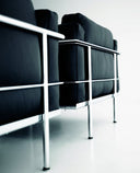 Le Corbusier Grand Confort Soft Lounge Chair (LC3) - Bauhaus 2 Your House