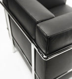 Le Corbusier Petite Lounge Chair (LC2) - Bauhaus 2 Your House